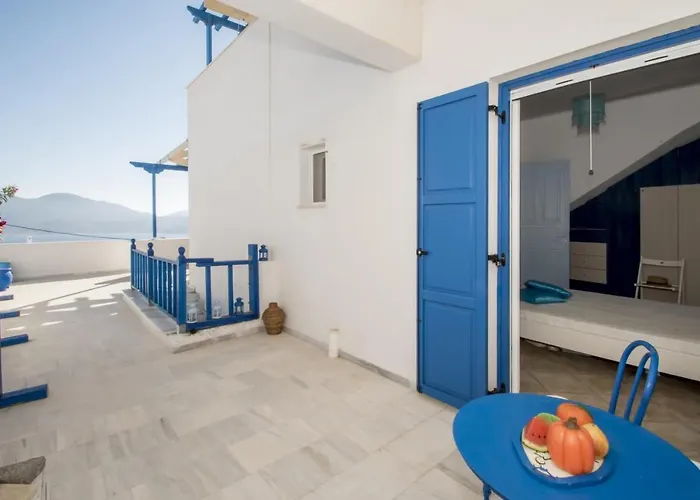 Semesterbostad Milos Sunset Tripiti