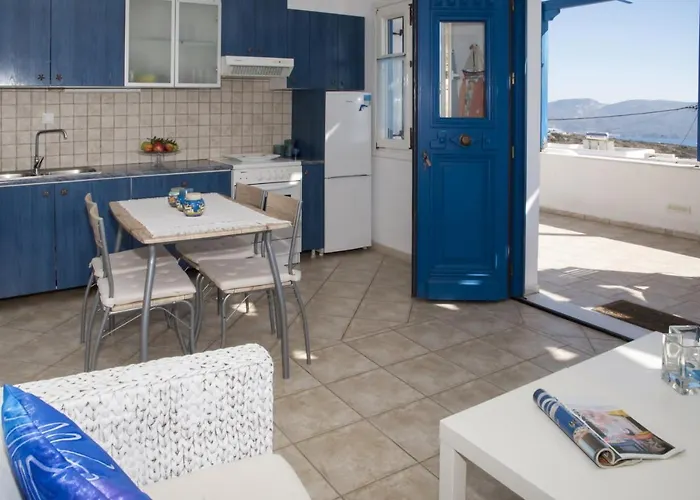 Semesterbostad Milos Sunset Tripiti