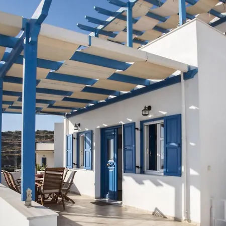 Milos Sunset Tripití