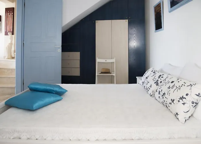 Milos Sunset 度假居 *